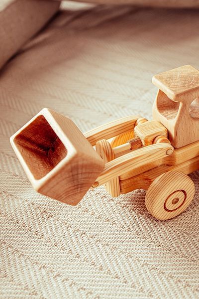 SaltanArt Wooden Toy Scoop Colorless Natural Paintable Solid Wood Toy Dozer Baby Toy