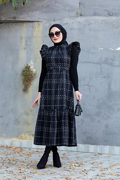 Nuna Tweed Ruffle Gilet