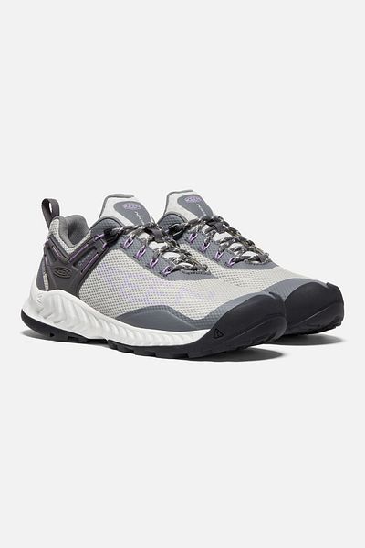 Keen Nxis Evo Wp - حذاء رياضي كاجوال نسائي مقاوم للماء - رمادي