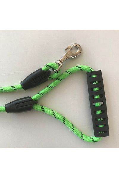 BRAVE PAWS Dog Walking Strap with Ship Hook 150 Cm