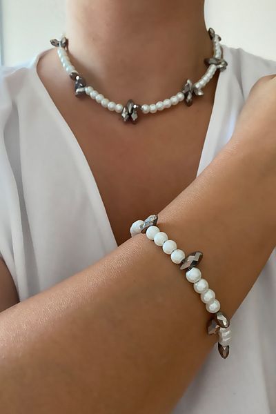 Liveyn Design Sparkling Pearl Necklace Bracelet Set