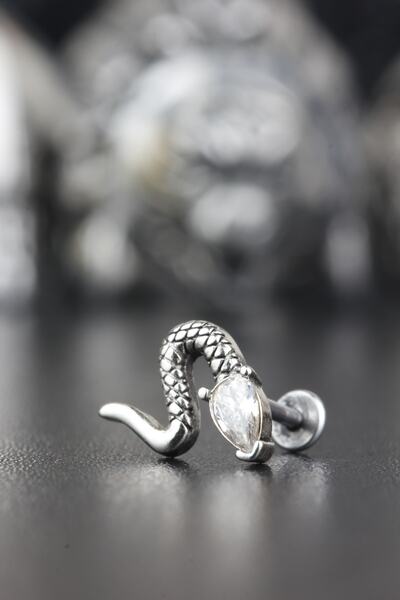 Valhalla Cerrahi Çelik Kıkırdak Tragus Helix Zirkon Taşlı Yılan Labret Piercing