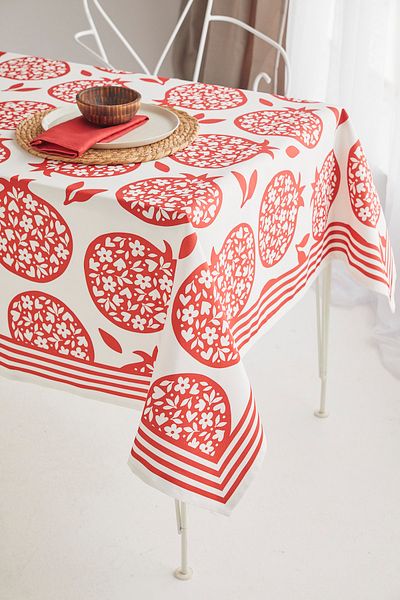 AYSHOME Ays Home Red Pomegranate Pattern Dining Table Cloth