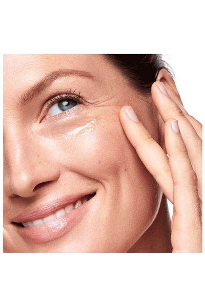 Oriflame Optimals Age Revive Brightening Eye Cream Reducing the Appearance of Dark Circles