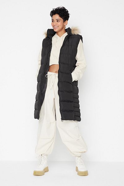 Trendyol Collection Black Fur Hood Puffer Vest TWOAW23YE00064