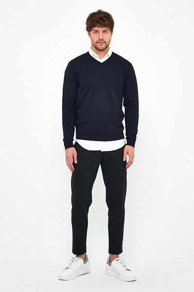 MRS CLOTHING Тъмносин мъжки вълнен пуловер с V-образно деколте, трикотаж Slim Fit Slim Fit, мека текстура без надраскване