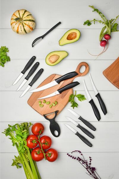 Vienev مجموعة 12 سكاكين 1x (مقشرة جوليان، مقشرة حبال، سكين الشيف) 6x (سكين الإفطار) 3x (سكين الفاكهة)