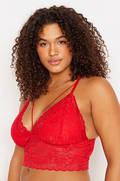Trendyol Curve Bustier in Übergröße mit roter Paspelierung und Spitze TBBAW23CW00000