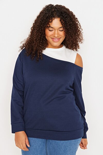 Trendyol Curve Plus Size Sweatshirt - Navy blue - Regular fit