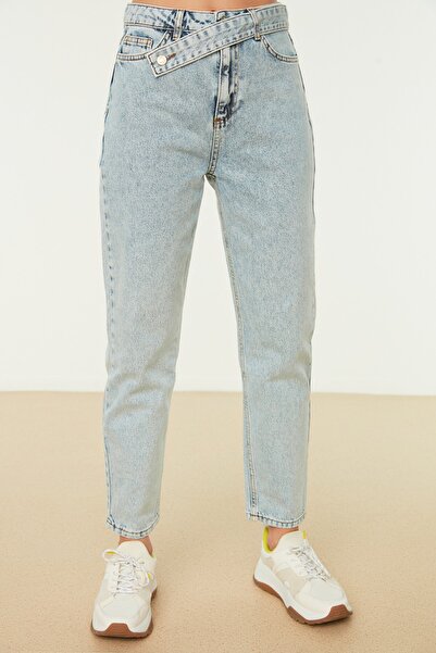 Trendyol Collection Modré Mom Jeans s vysokým pasem