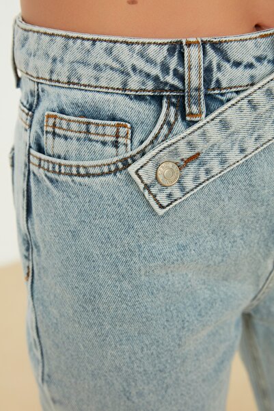 Trendyol Collection Modré Mom Jeans s vysokým pasem