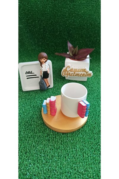 Desing gift box Kitaplı Fincan, Canım Öğretmenim Saksısı Ve Tahta Yanında Öğr...