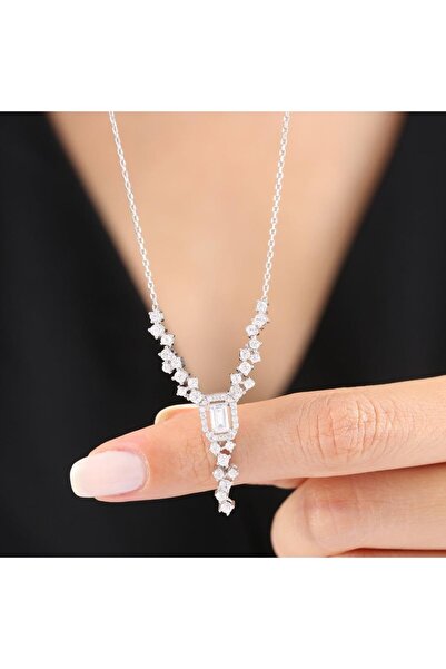 Mia Vento Pırlanta Montür Işıltılı Emerald Gümüş Kolye