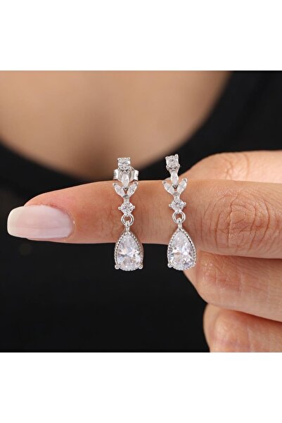 Mia Vento Pırlanta Montür Işıltılı Damlalar Gümüş Küpe