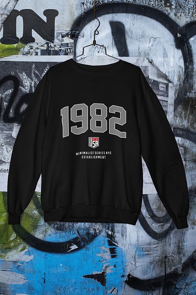 SUNFREE Унисекс суитшърт с щампа 1982 USA