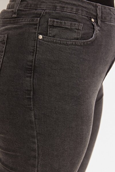 Trendyol Curve Šedé elastické úzke džínsy s vysokým pásom TBBSS22JE0075