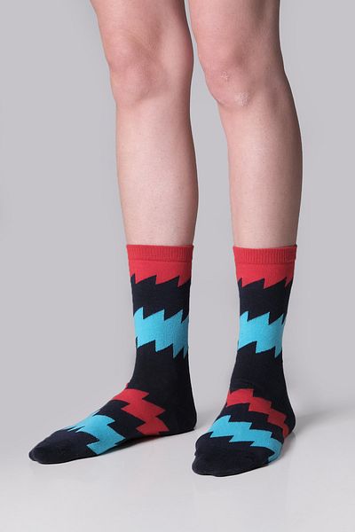 The Socks Company Дамски чорапи с зигзагообразен шарен мотив