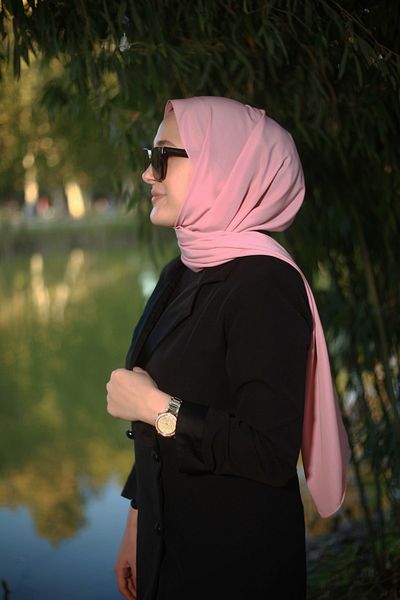 Mode Scarf Hijab Medina Silk Powder