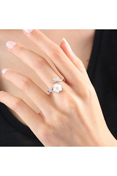 Mia Vento Manolya Çiçeği Gümüş Yüzük