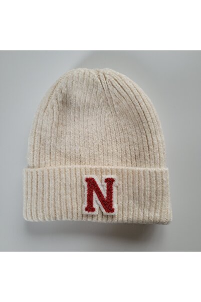 initialess N Harfli Tiftik Katlamalı Örgü Ekru Yün Bere