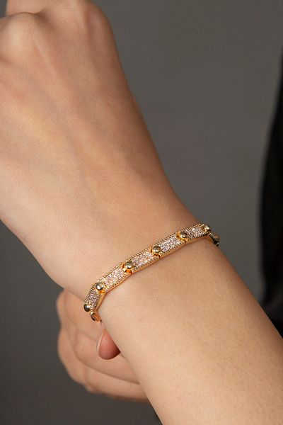 Elika Silver سوار نسائي عصري