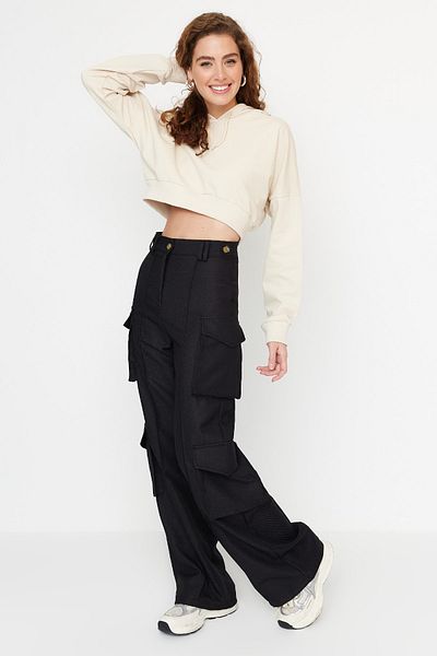 Trendyol Collection Черни тъкани панталони Cargo с висока талия TWOAW23PL00373