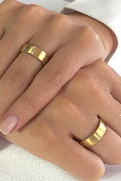 Silver Self Gümüş Alyans Mat Bombeli Altın Kaplamalı Üç Taş