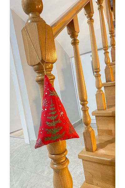 White Alamode Red Pine Tree Patterned Christmas Pine Tree Shaped Accessory