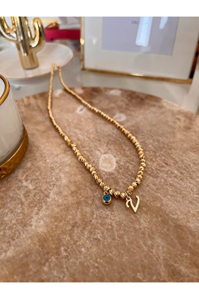 Trendy Butik V Harfli Ve Nazar Detaylı Dorika Kolye