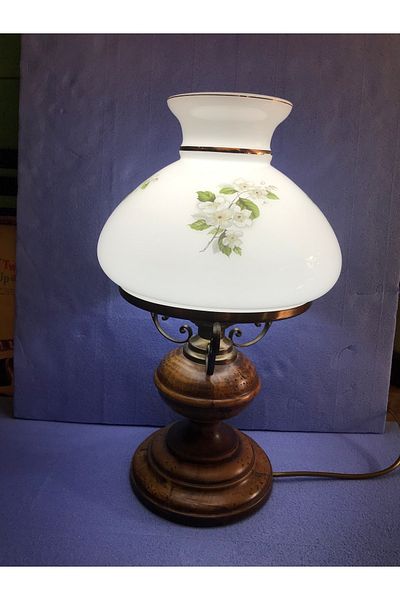 tayfuntufan antika koleksiyon 47 cm High Opaline Glass Wooden Body European Lampshade