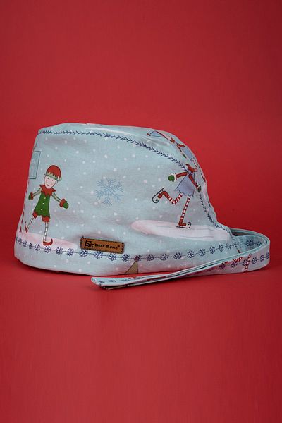 Best Bone Water Green Christmas Gins Patterned Surgical Cap