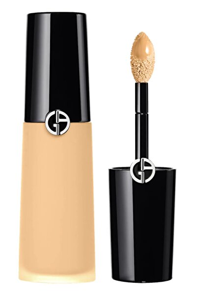 Giorgio Armani خافي عيوب الوجه والعينين من الحرير المضيء