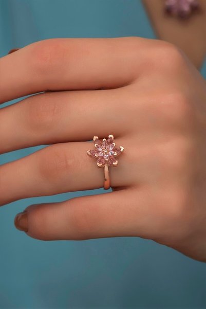 Ervanur 925 Ayar Gümüş Pembe Taşlı Ayarlanabilir Lotus Çiçeği Yüzük