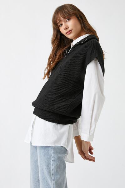 Koton Knitted Short Sleeve Zipper Sweater