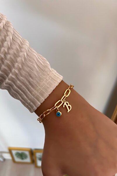 Trendy Butik سوار سلسلة مشبك ورقة مع حرف B وعين الشر المتدلية