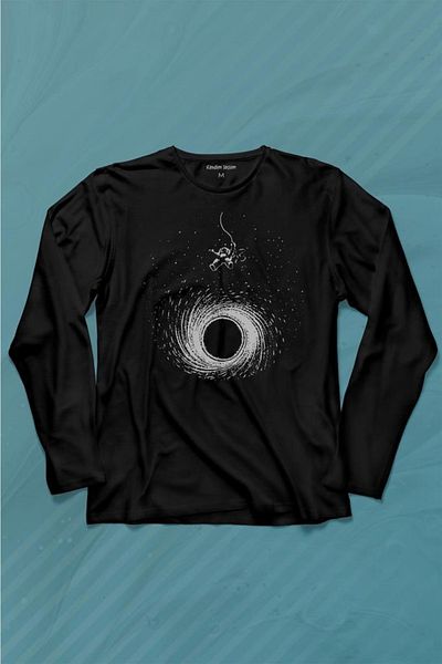 Kendim Seçtim Astronaut Swinging Over Black Hole Space Black Hole Tricou cu mânecă lungă Tricou imprimat