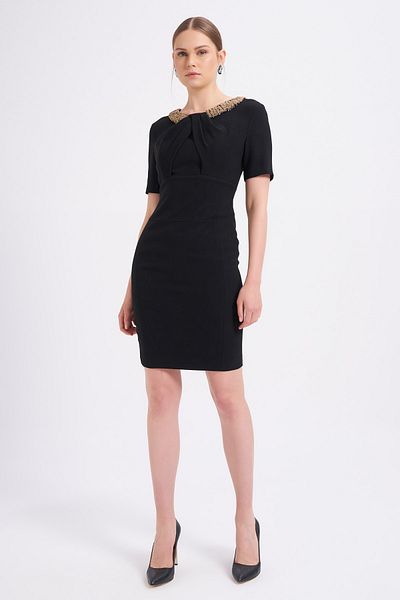 Balizza Blz-Neck Dress with Accessory Detail