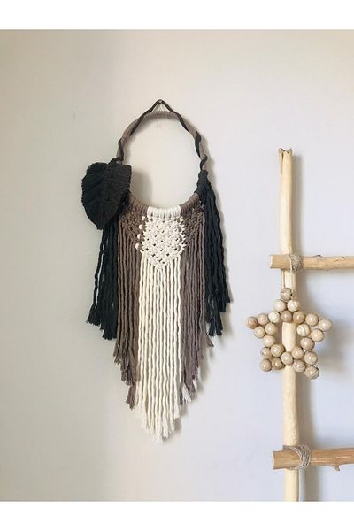 MAKROMEZADE Στολίδι πόρτας με φύλλα μακραμέ