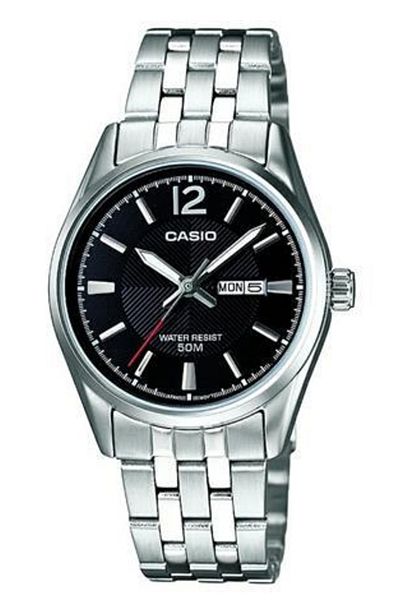 Casio Women's Wristwatch LTP-1335D-1AVDF