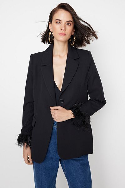 Trendyol Collection Schwarzer, normal gefütterter, zweireihiger Blazer mit spitzer Webkante TWOAW23BC00137