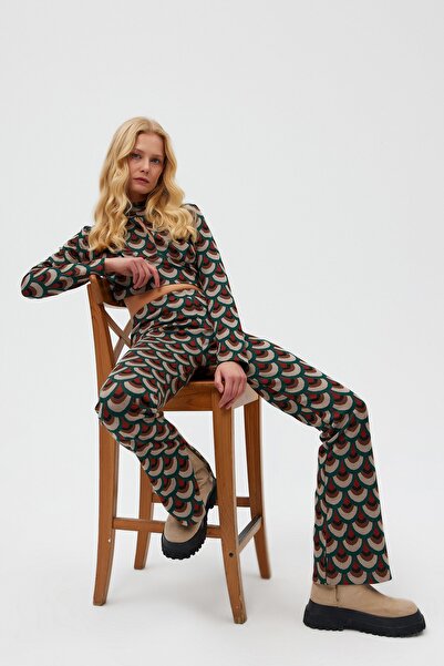 Açelya Okcu Cut Out Patterned Knitted Trousers Top and Bottom Set