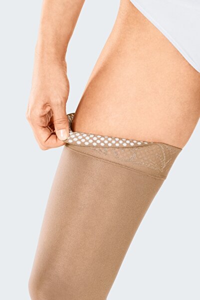 medi Ven Elegance/ccl1 Silikon Bantlı Diz Üstü Renkli Corabı Burnu Kapalı