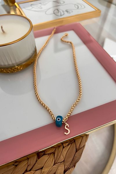 Trendy Butik قلادة سلسلة محبوكة بحرف S وعين الشر