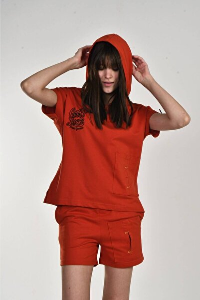 DAVID&GERENZO Σετ σορτς με κουκούλα Tile Good Luck με λεπτομέρεια με κέντημα με δαντέλα