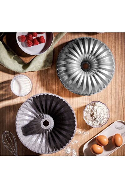 Karaca Griss Hardstone Gri Döküm Kek Kalıbı 24 Cm