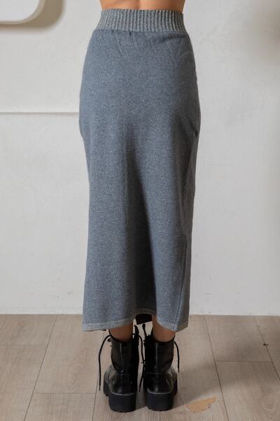 Serianno Dar Kesim Lastik Bel Önden Yırtmaçlı Uzun Triko Etek