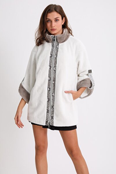 Leather Club Beyaz Vizon Aksesuarlı Piton Garnili Kürk Kaban