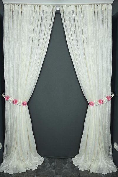 AKÇA TEKSTİL Checkered Model Cream Color Single Wing Ready Planted Pleated Background Curtain 300*260 Cm