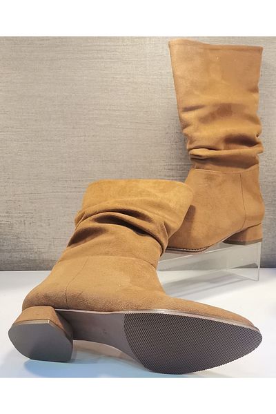 Pine Cone 050 Short Pull-On Boots Nubuck Tan