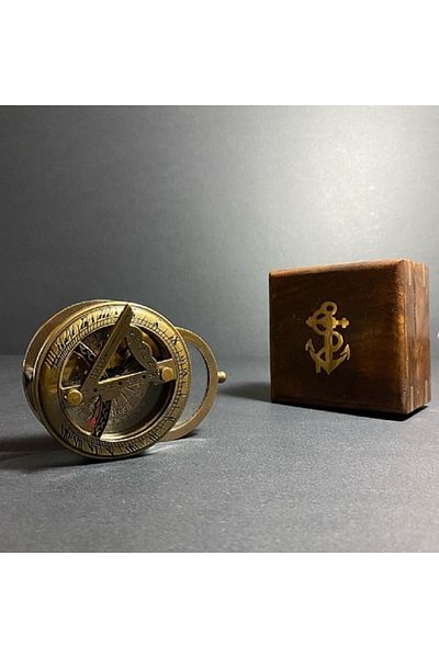 HEDİYE FİKRİ Brass Sundial and Compass with Wooden Velvet Box